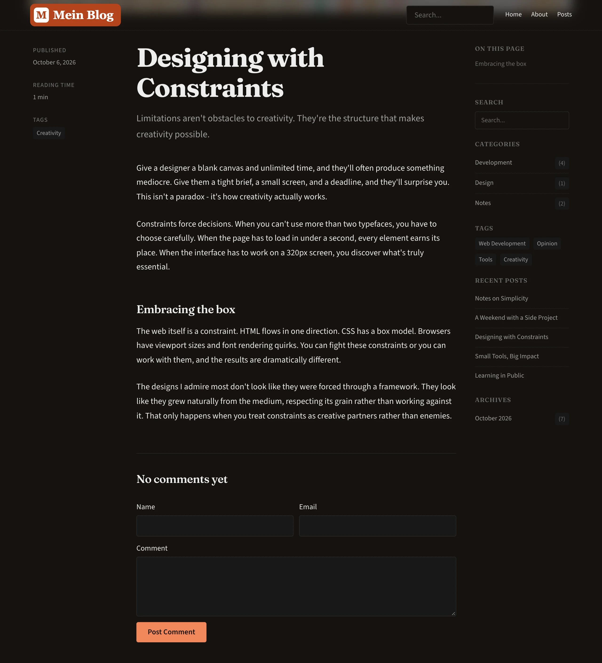 Derselbe Beitrag im Dark Mode: dunkelbrauner Hintergrund, helles Orange als Akzentfarbe, der Knopf Post Comment mit dunkler Schrift